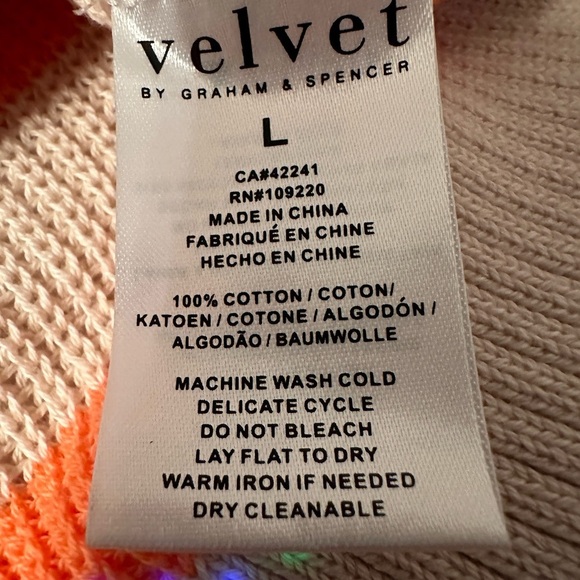 Velvet by Graham & Spencer Wren Sweater - NWT - Size L - Picture 10 of 12